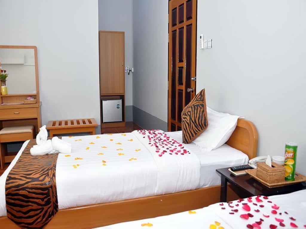 Royal Tulip Hotel Mandalaj Kültér fotó