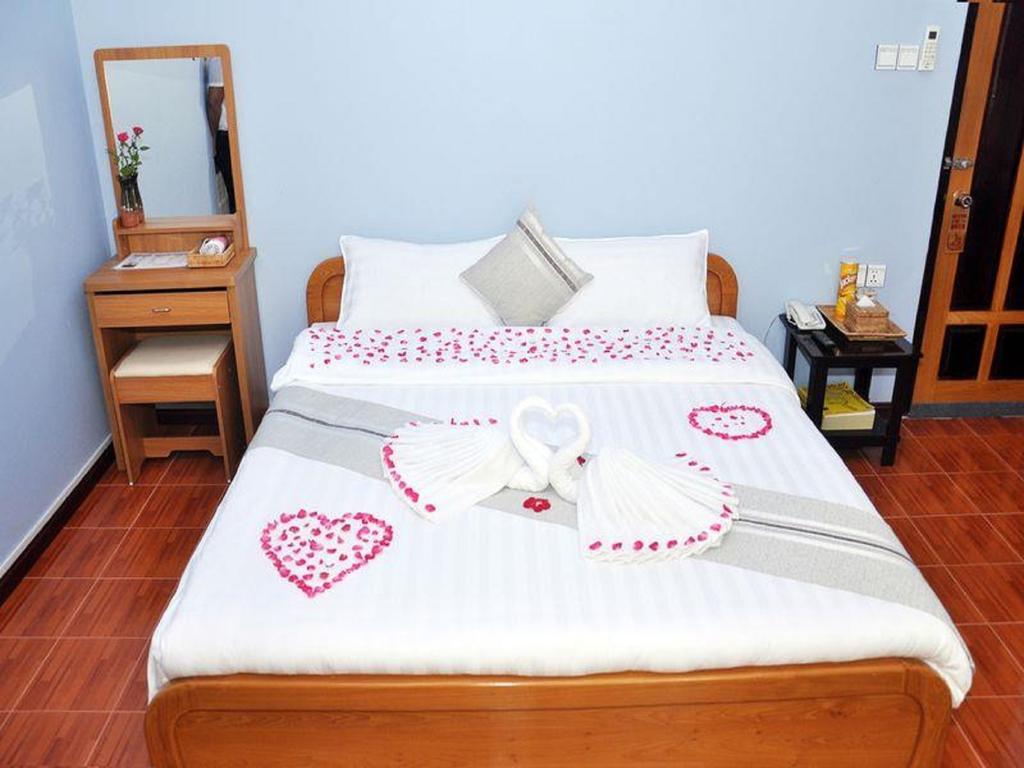 Royal Tulip Hotel Mandalaj Szoba fotó