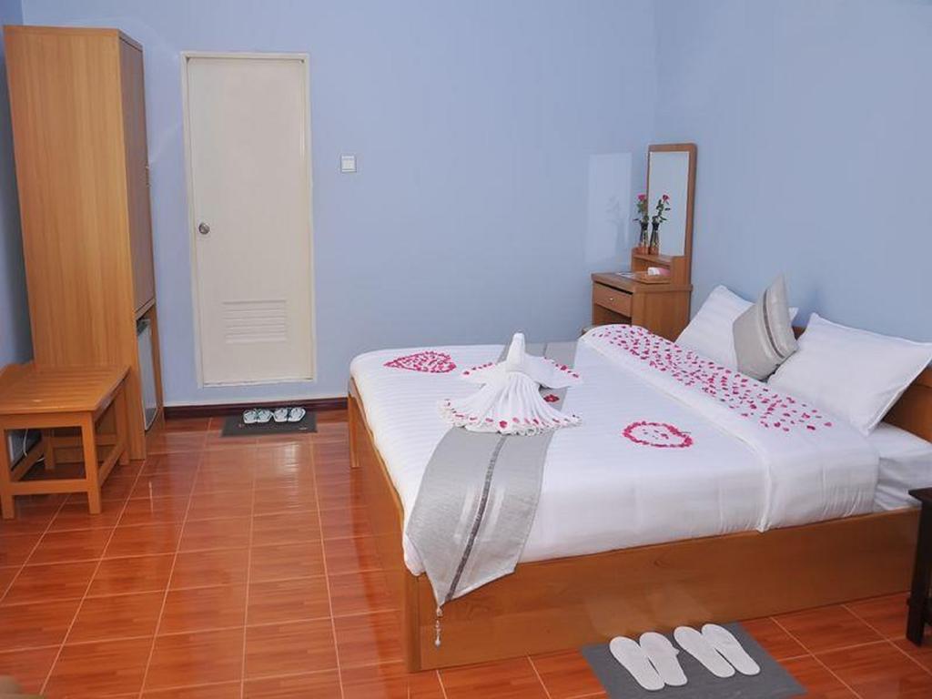 Royal Tulip Hotel Mandalaj Szoba fotó