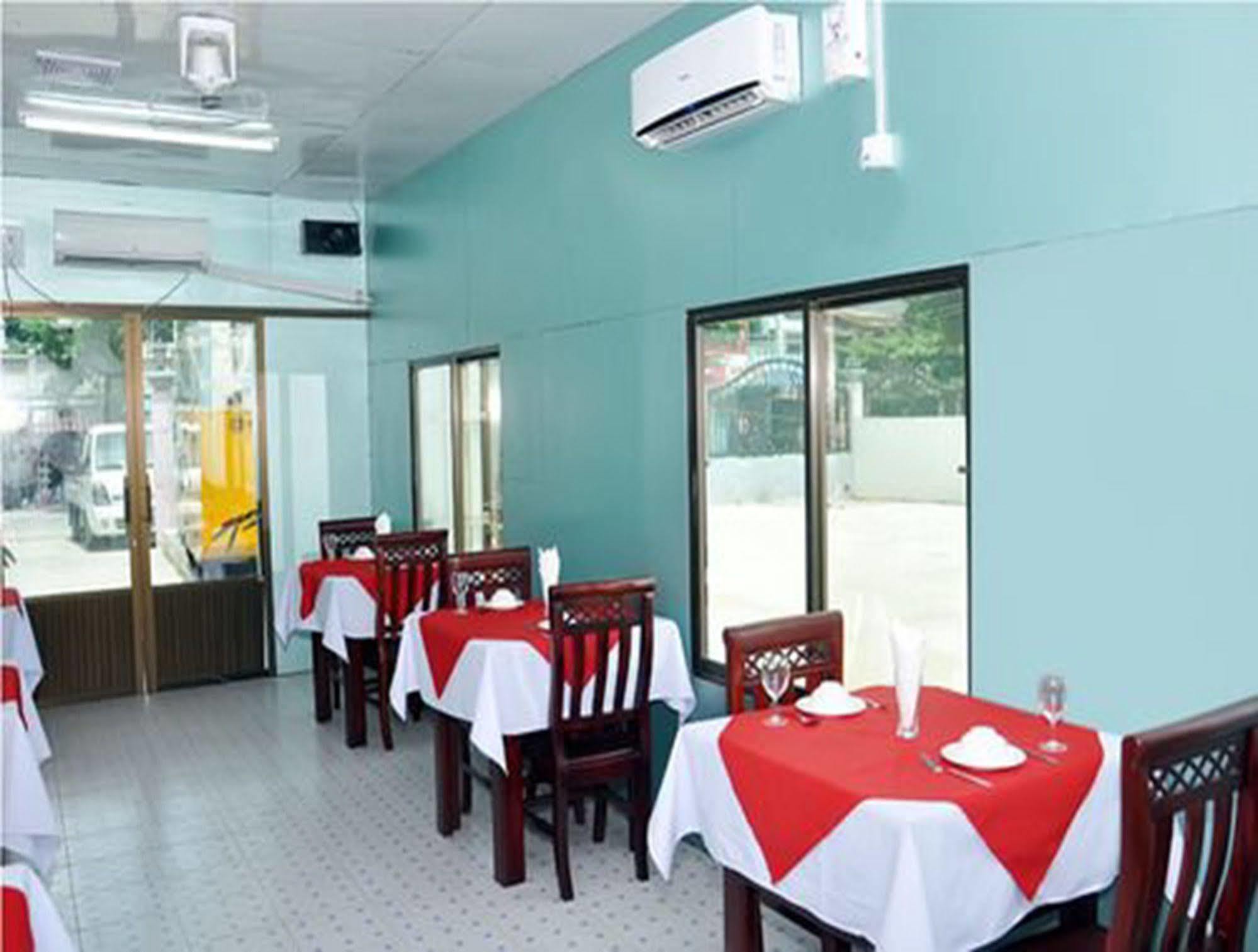 Royal Tulip Hotel Mandalaj Kültér fotó