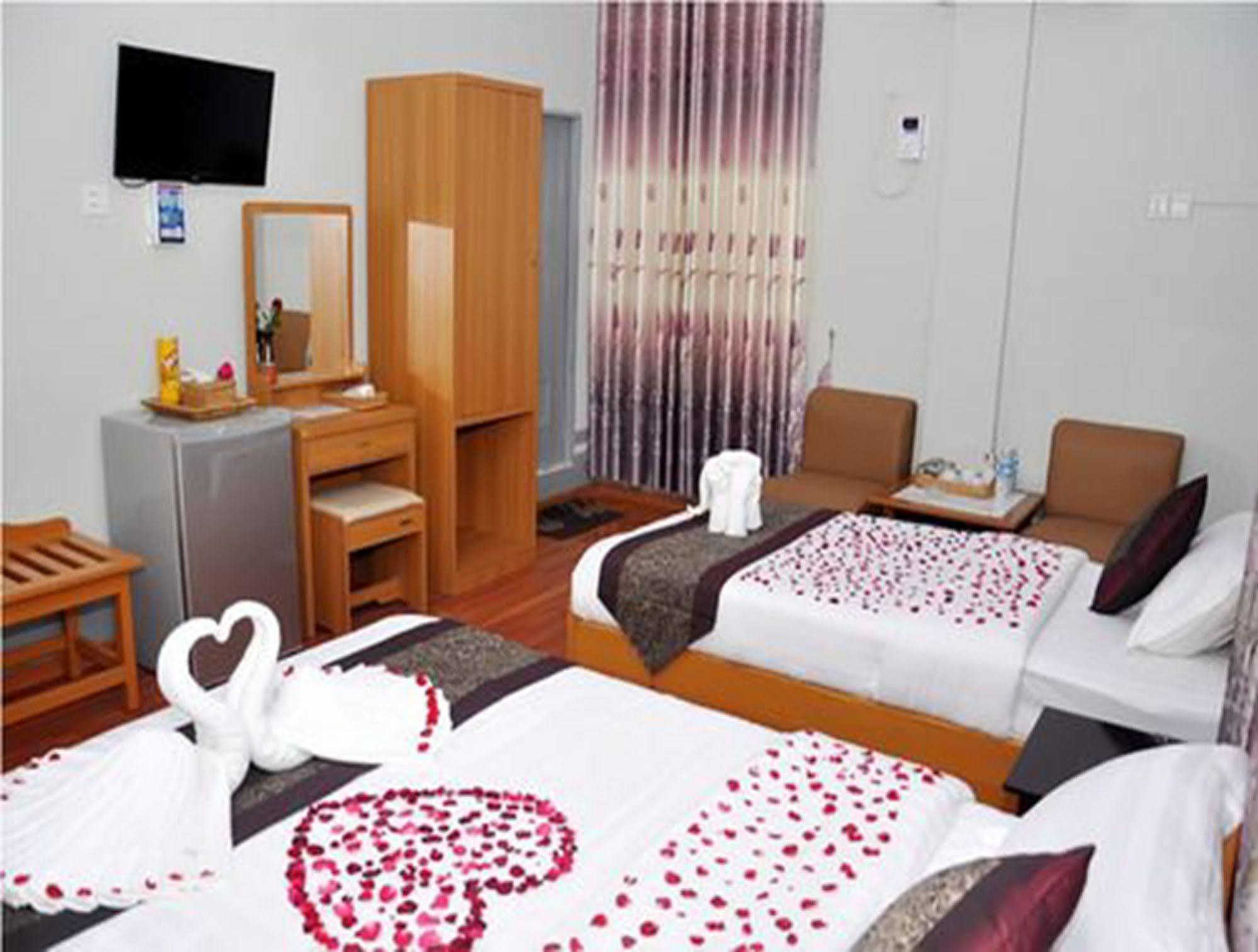 Royal Tulip Hotel Mandalaj Kültér fotó